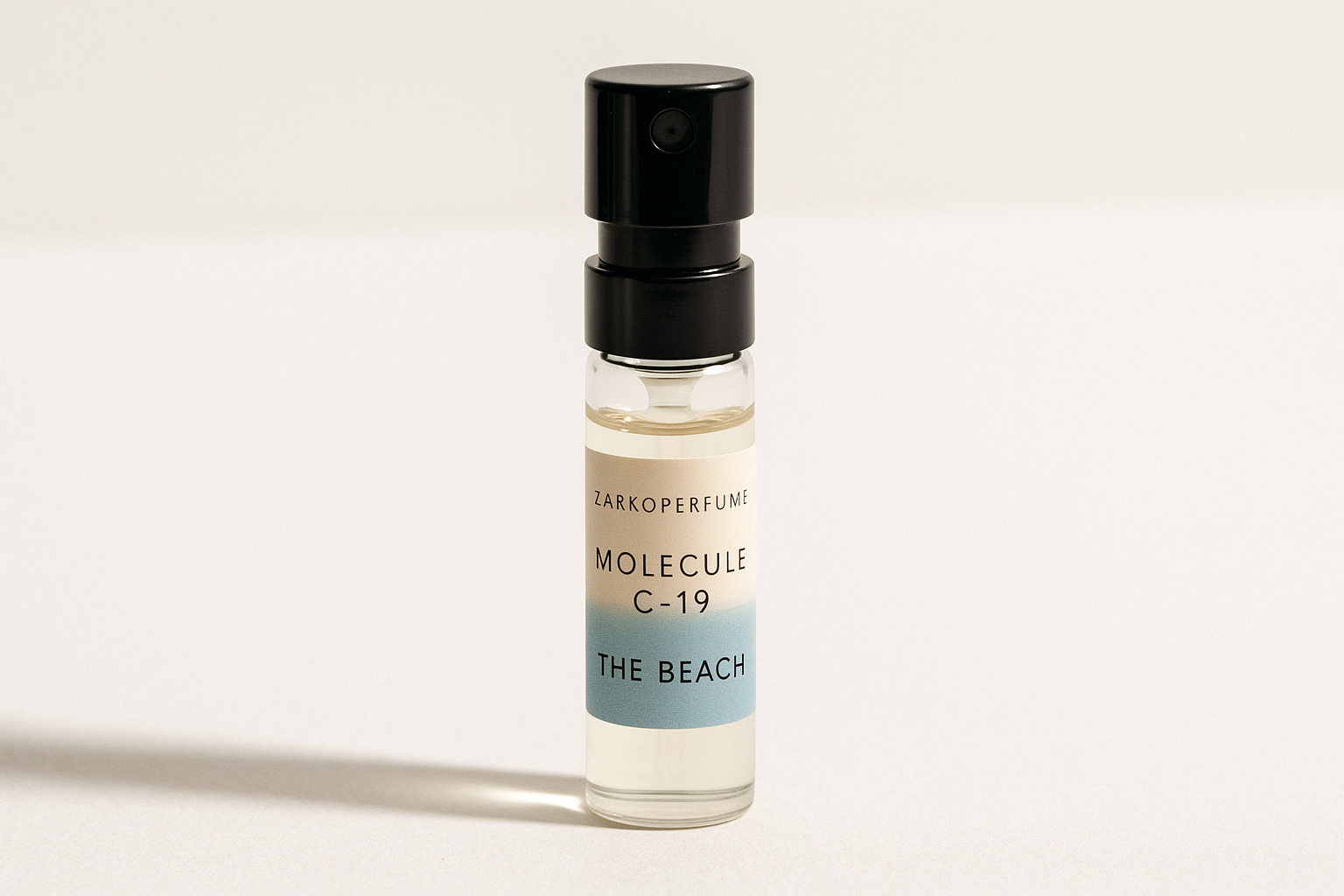 Zarkoperfume Molecule C-19 The Beach 2 ml 0,068 fl. oz. virallinen hajuvesinäyte