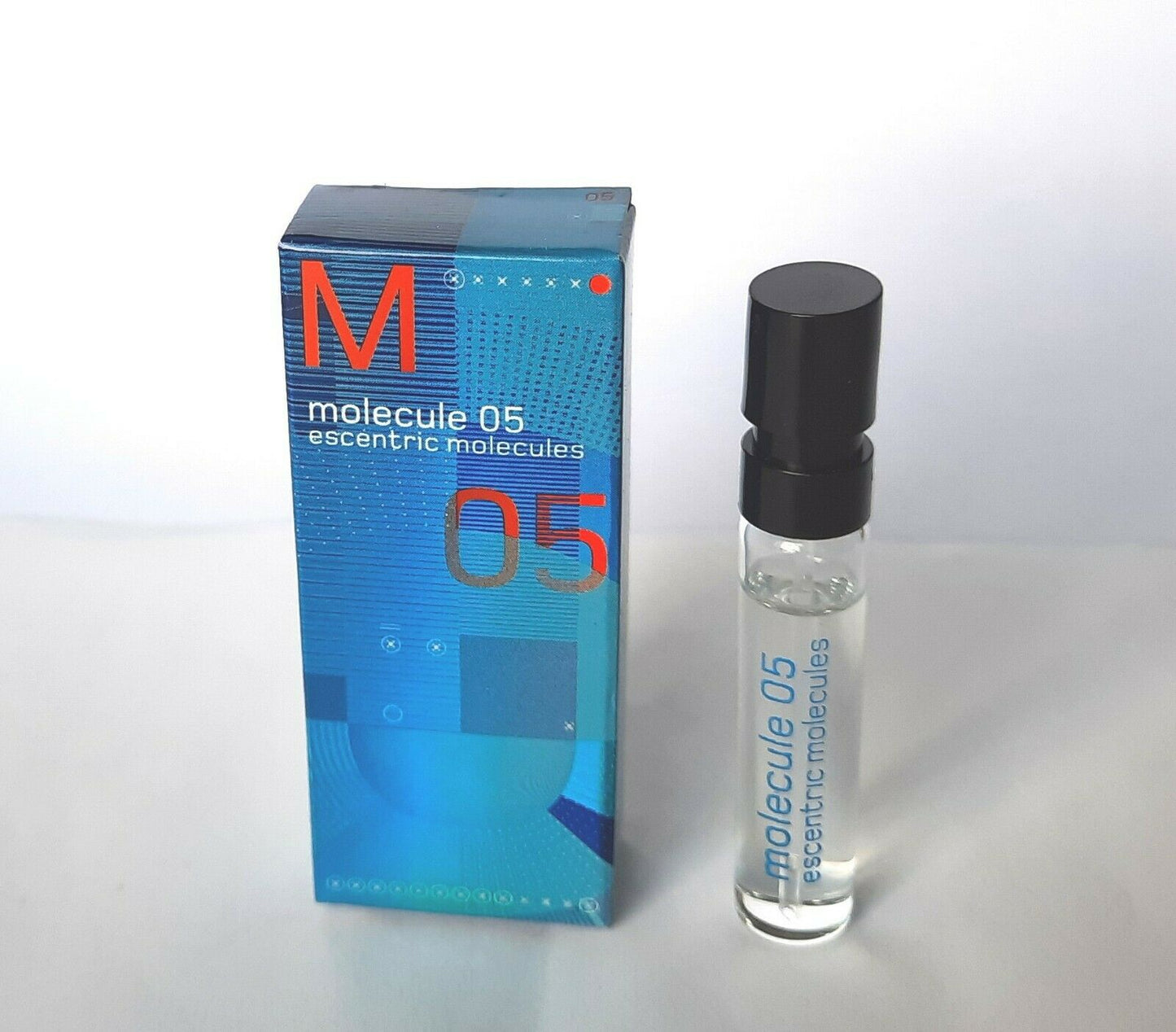 Echantillons de parfum officiels de l'Escentric Molecules Molecule 05, Muestras de oficial de Escentric Molecules Molecule 05, Oficiální vzorky parfémů Escentric Molecules Molecule 05, 遖尙水氓Epäkeskiset molekyylit Molecule 05in viralliset hajuvesinäytt